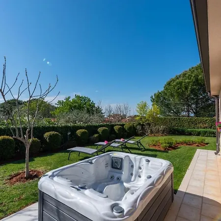 Lori Villa Nova Vas (Porec)